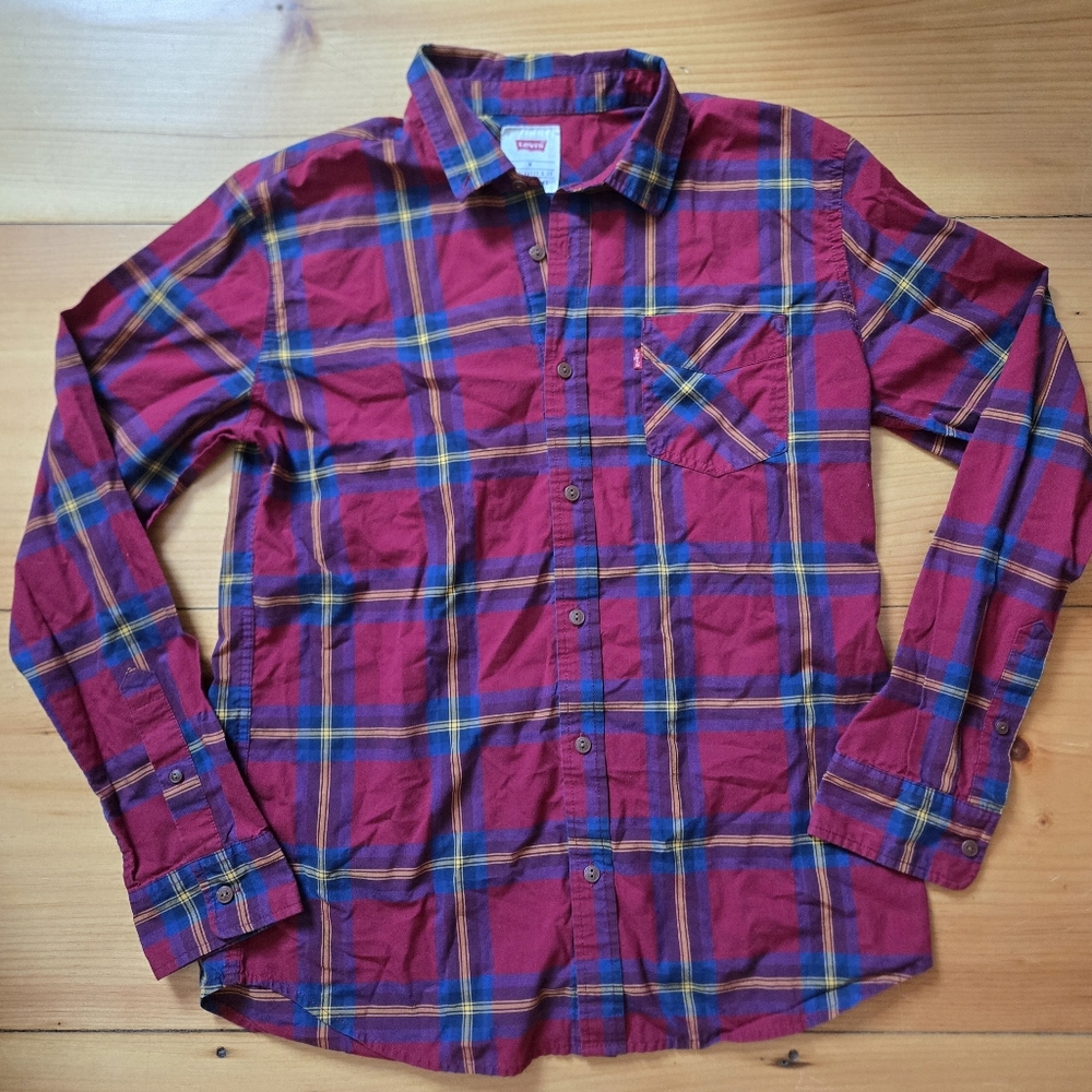 Levi's Red and Blue Plaid Button Down Shirt Medium